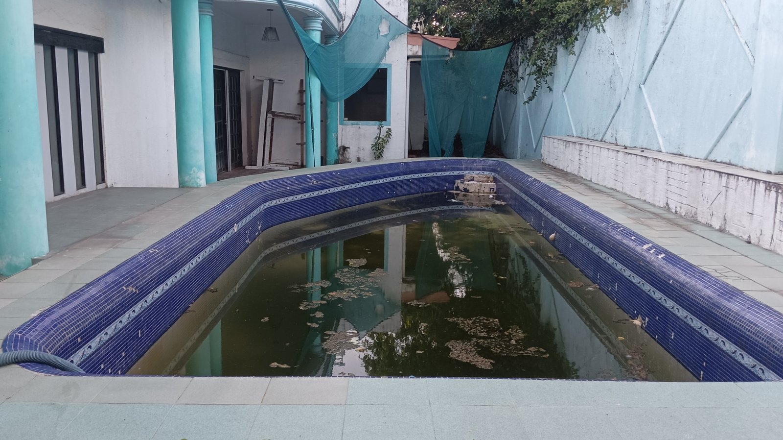 BF Homes Paranaque (BF Manresa-Buencamino) Big Lot with Unfinished Structure
